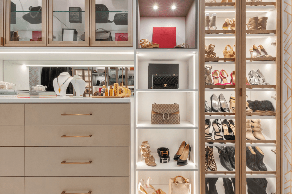 How to Design a Luxury Dressing Room That Blends Style and Function
