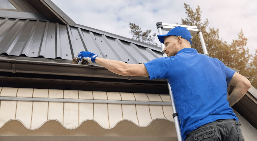 How Seasonal Roof Maintenance Helps Extend the Life of Your Roofing System