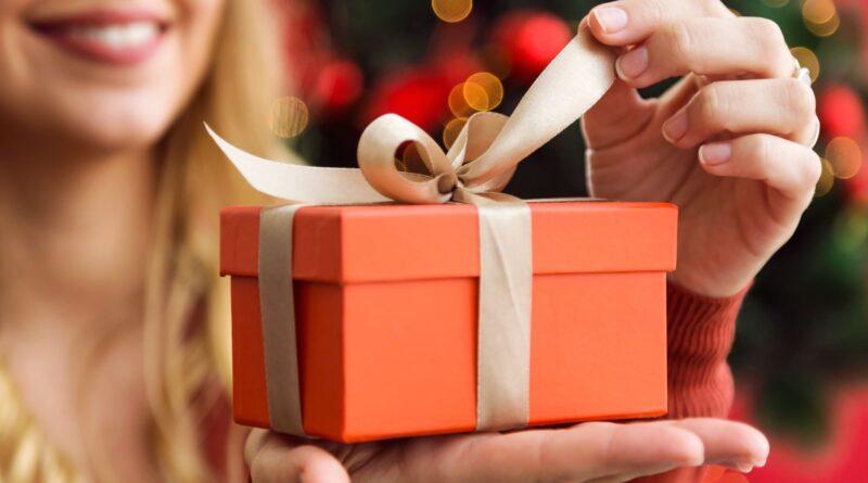 Why Businesses Are Choosing More Practical Corporate Gifts