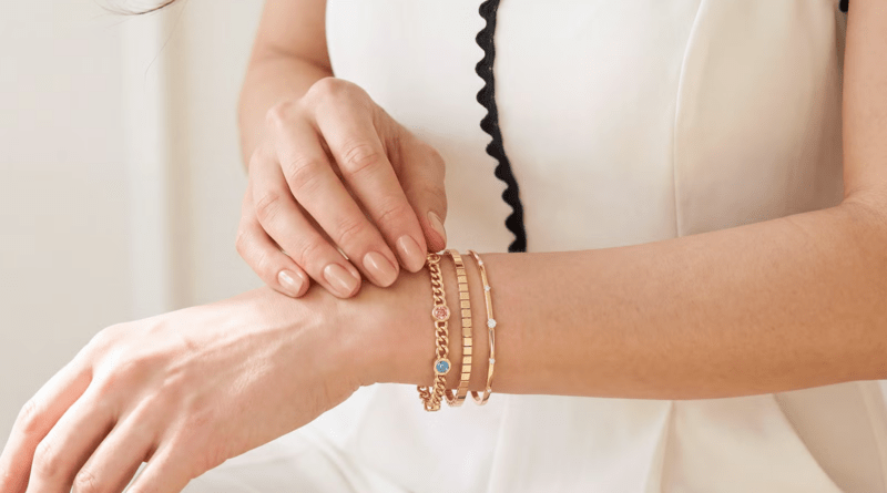How to Choose Gold-Plated Bracelets for Women for Everyday and Occasion Wear