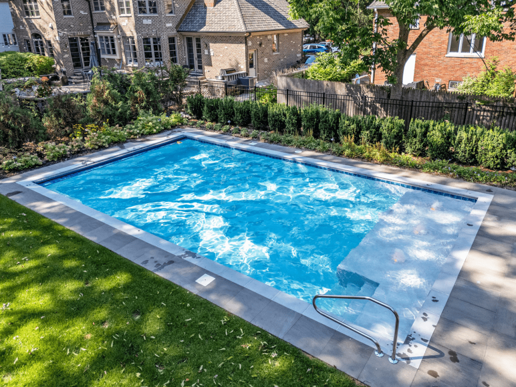 What are The Differences Between Concrete, Fiberglass, and Vinyl Pools?