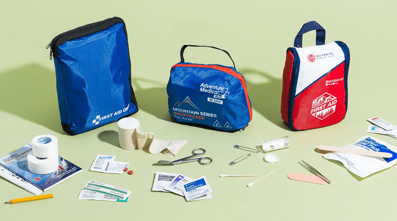 Choosing an Outdoor First Aid Kit for Recreation and Remote Activities