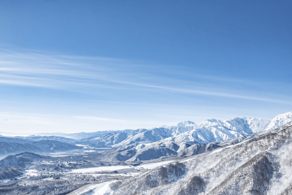 Why New Yorkers Are Skipping the Rockies for Japan's Hakuba Valley