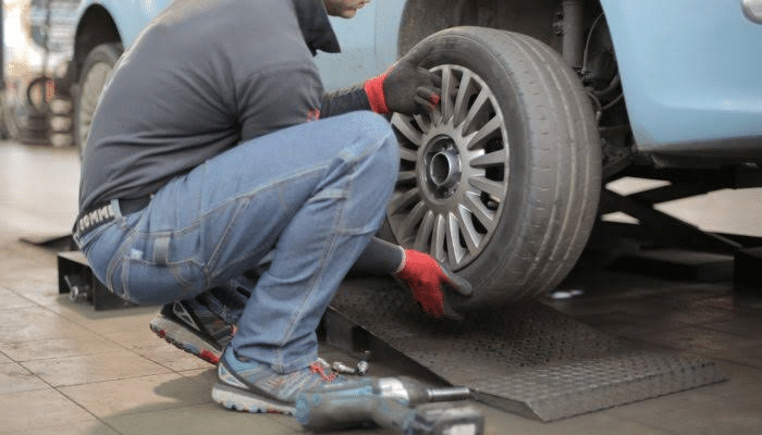 Tire and Brake Considerations for Florida Drivers