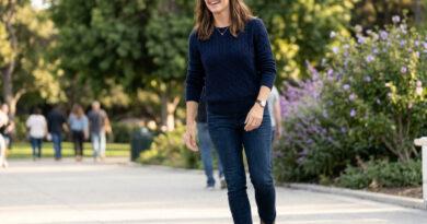 Jennifer Garner as Sydney Bristow in Alias