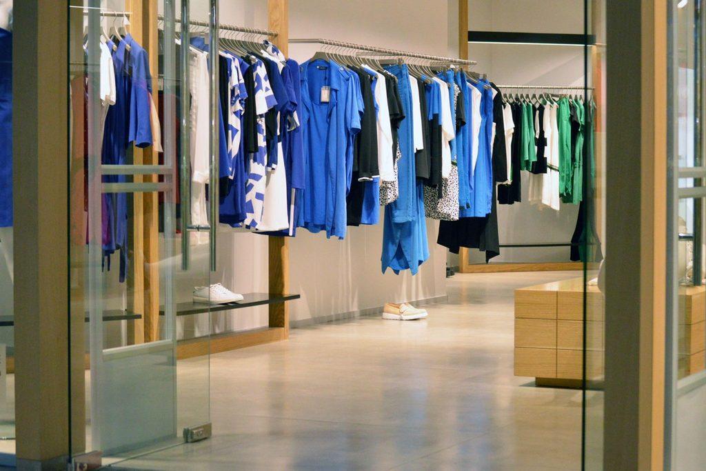 How Fashion Retail Workers Can Plan a Career Change